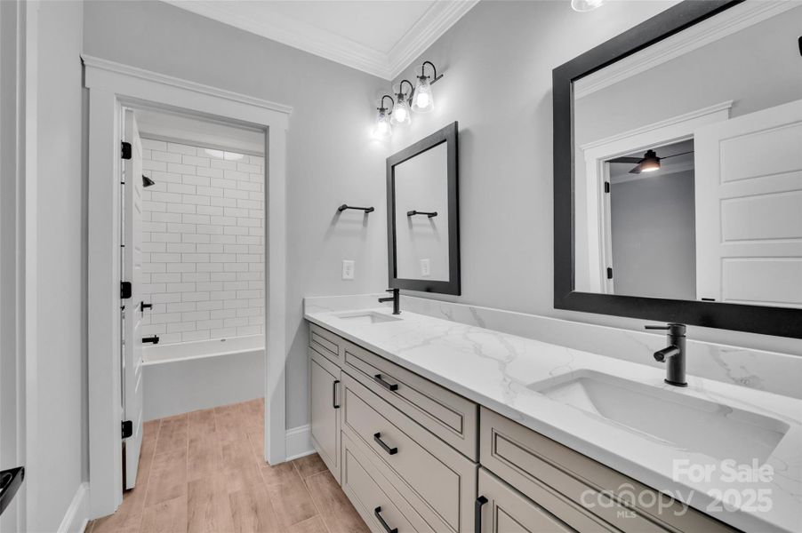 Jack n Jill Bathroom Jack n Jill Bathroom