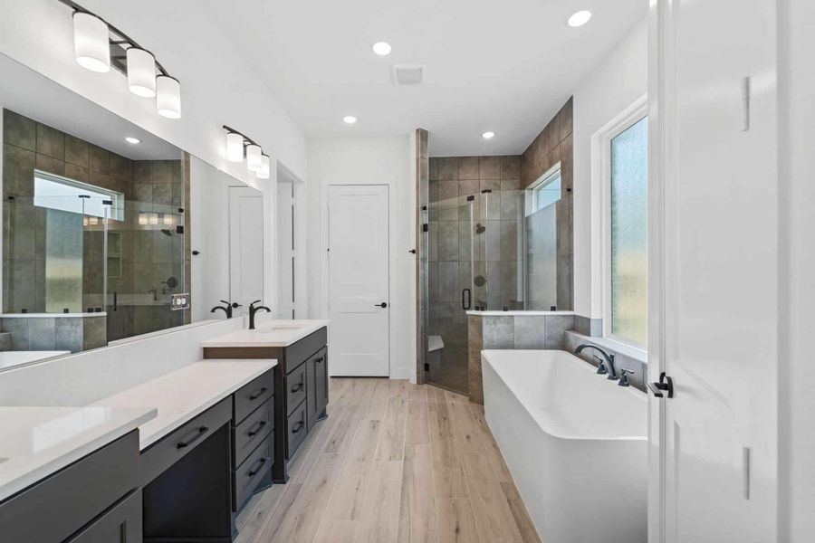 Image 6 of a home in Evergreen. Image 6 of a home in Evergreen.