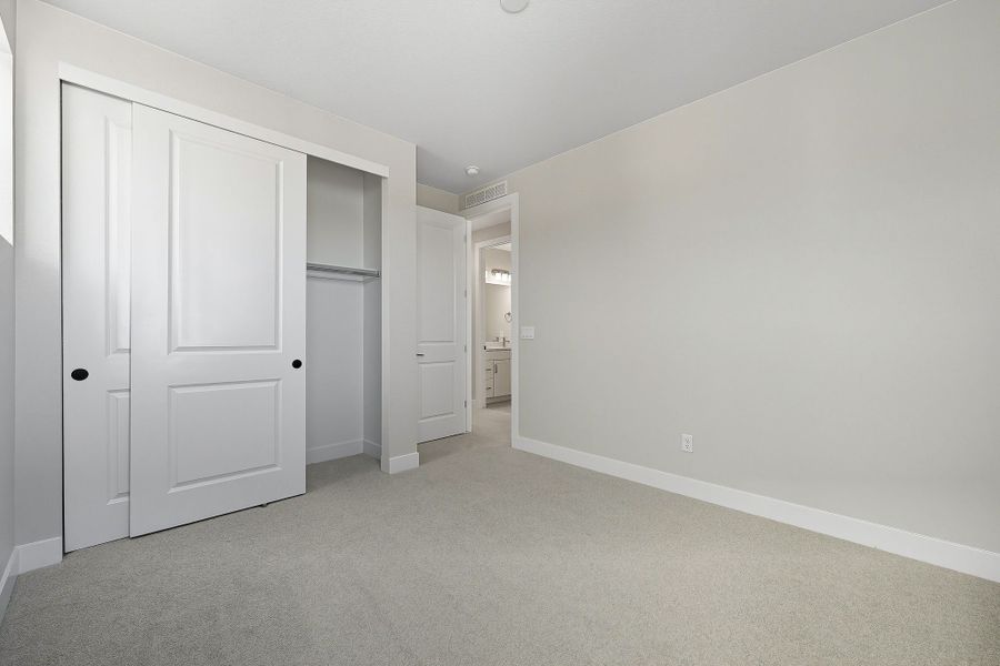 Spacious, unfurnished interior of a new home in Macanta Destination Collection, Castle Rock (Image 24).