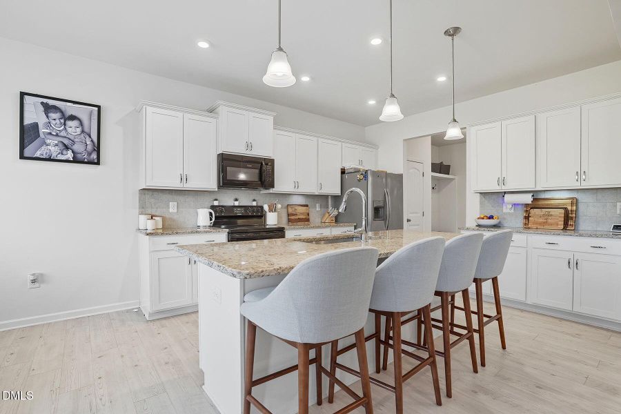 12-web-or-mls-94 Bonnie Girl Ct-64