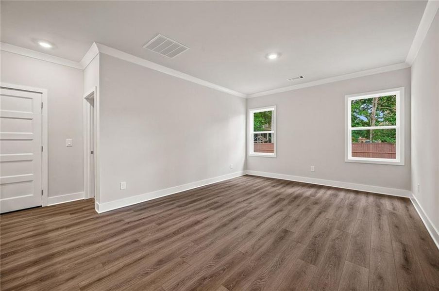 Spacious, unfurnished interior of a new home in Pinecrest Ridge, Dacula (Image 28).