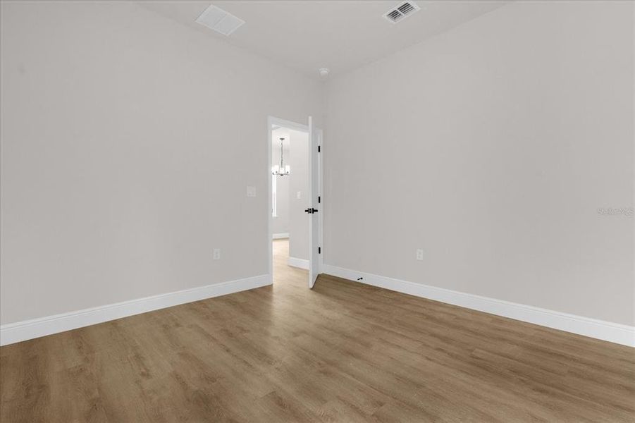 Spacious, unfurnished interior of a new home in , Homosassa (Image 22).