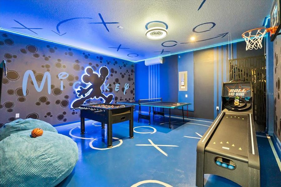 Furnished interior view inside a new home in , Kissimmee (Image 12). Furnished interior view inside a new home in , Kissimmee (Image 12).