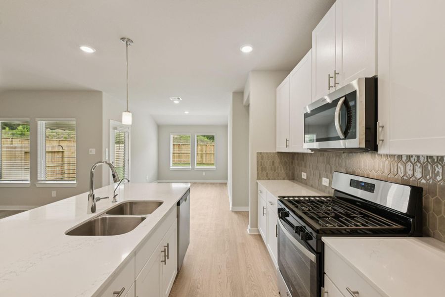 Photo is not of the actual home but is an inspirational photo of builder’s model home and may depict options, furnishings, and/or decorator features that are not included.