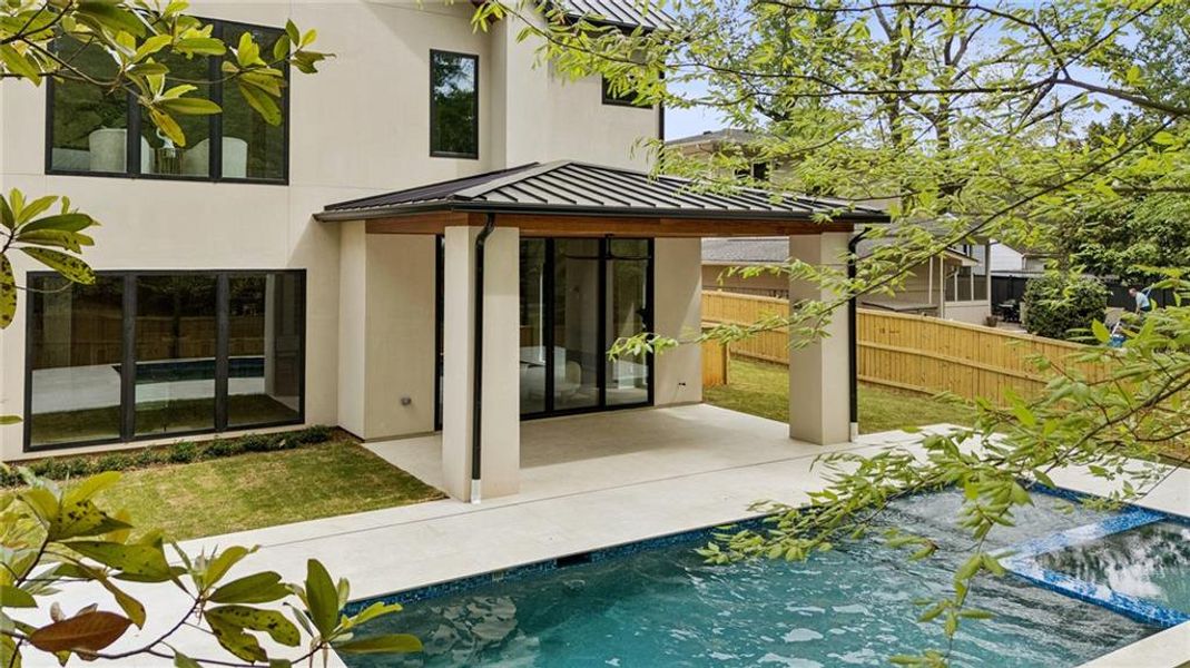 Exterior details and patio area of a home in , Brookhaven (Image 36).