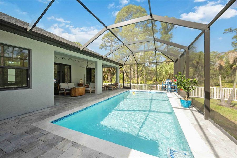 Exterior details and patio area of a home in , Port Charlotte (Image 25).