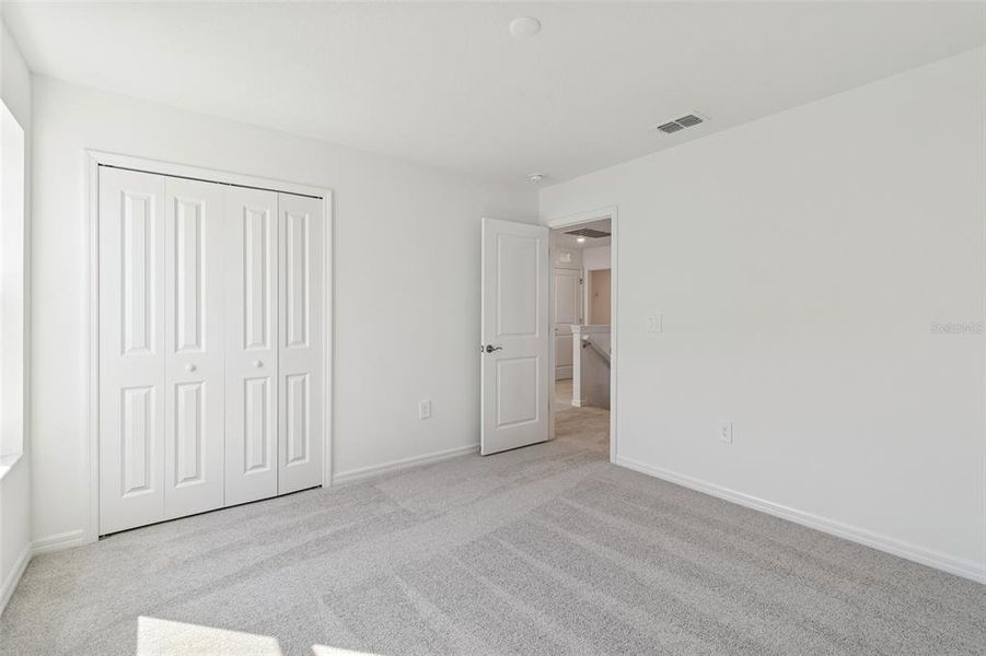 Spacious, unfurnished interior of a new home in Southpointe, Palmetto (Image 20).