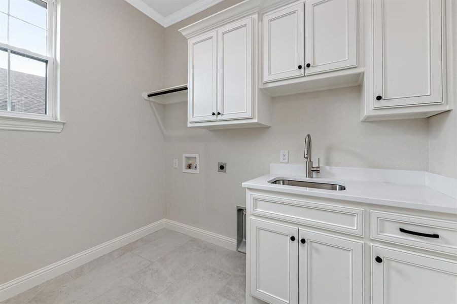 Furnished interior view inside a new home in , Waco (Image 5).