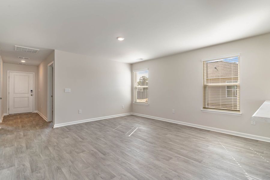 Representative unfurnished interior of a home built from the Plan by D.R. Horton in Auberon Woods, Conway (Image 19). Representative unfurnished interior of a home built from the Plan by D.R. Horton in Auberon Woods, Conway (Image 19).