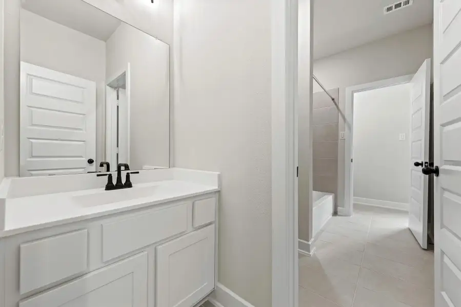 Representative image. Features, specifications, selections and colors may vary. Representative image. Features, specifications, selections and colors may vary.