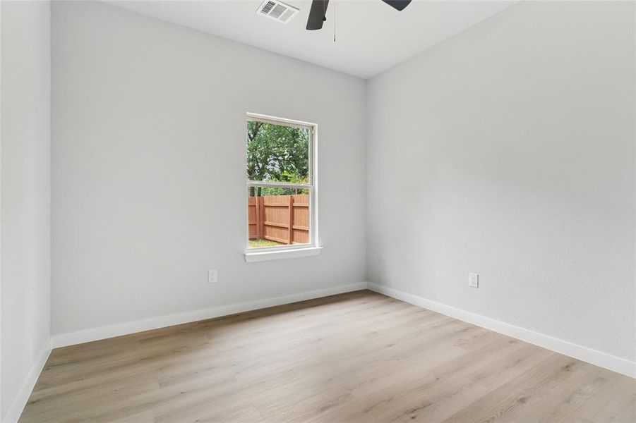 Spacious, unfurnished interior of a new home in , Mabank (Image 16). Spacious, unfurnished interior of a new home in , Mabank (Image 16).