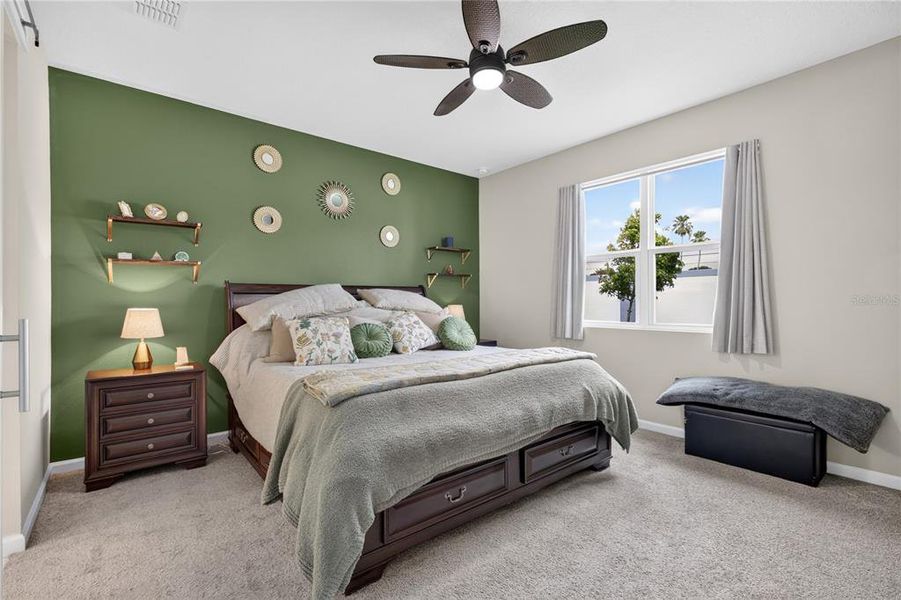 Furnished interior view inside a new home in , Tavares (Image 14).