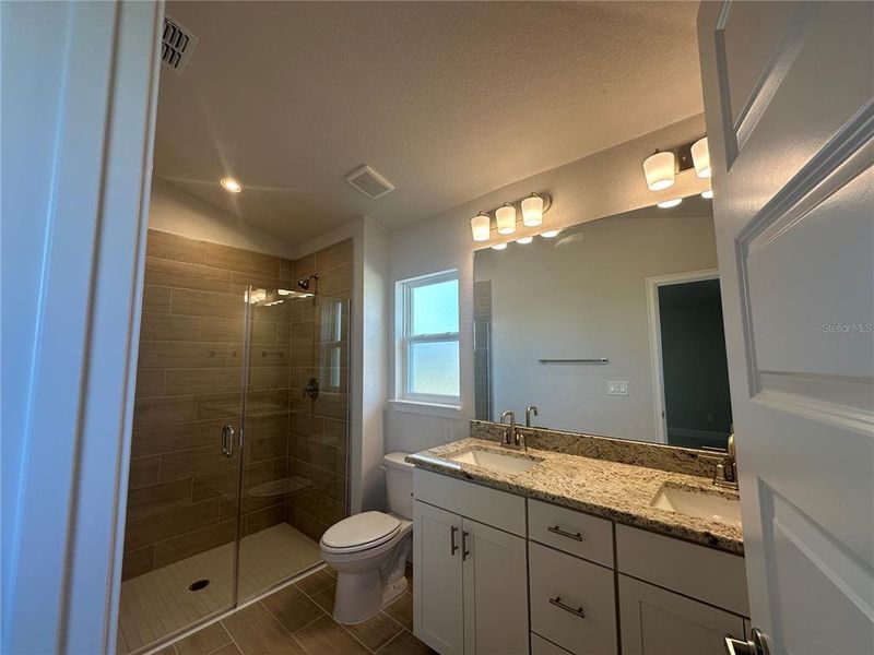 Furnished interior view inside a new home in Ocala Crossings South, Ocala (Image 5).
