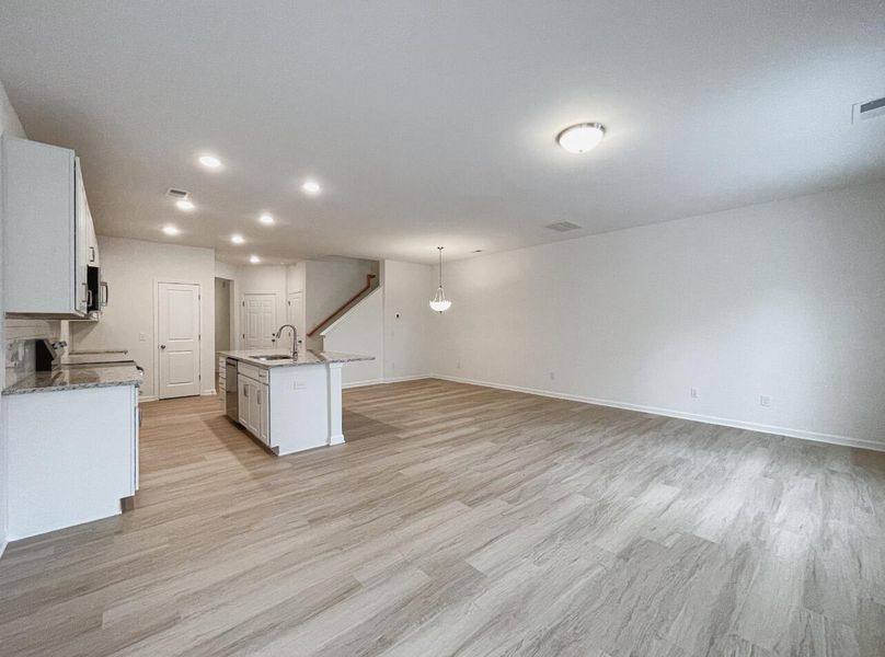 Spacious, unfurnished interior of a new home in East Main Townes, Spartanburg (Image 16).