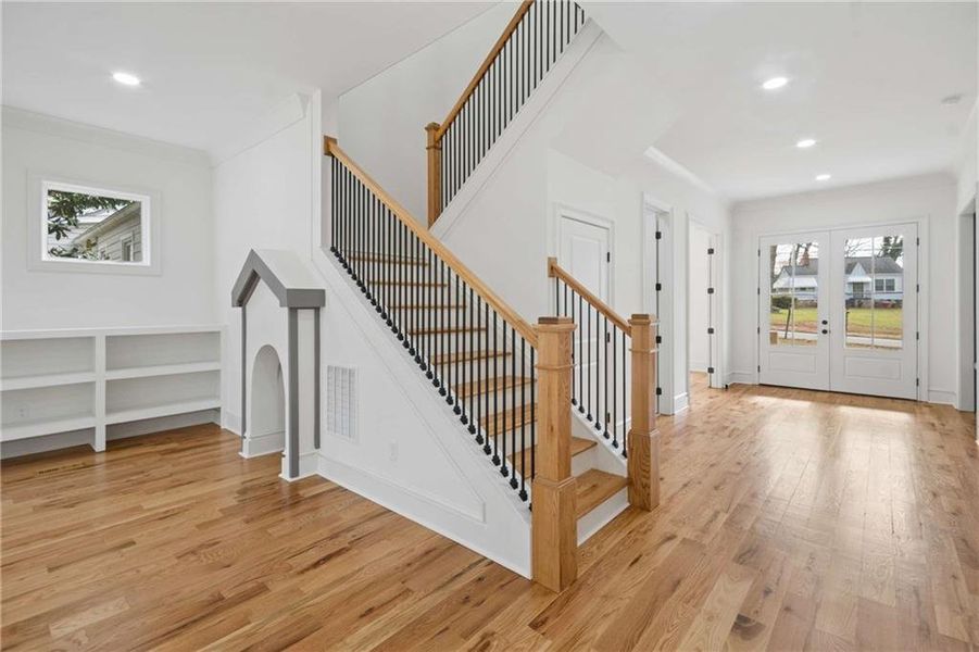 Spacious, unfurnished interior of a new home in , Atlanta (Image 23). Spacious, unfurnished interior of a new home in , Atlanta (Image 23).