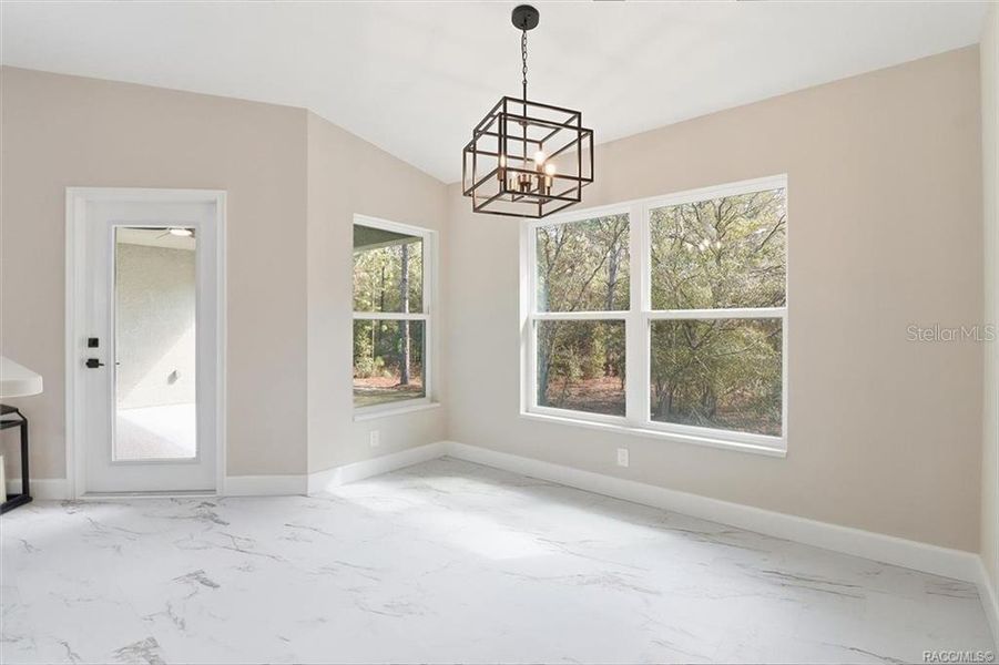 Spacious, unfurnished interior of a new home in , Citrus Springs (Image 23).