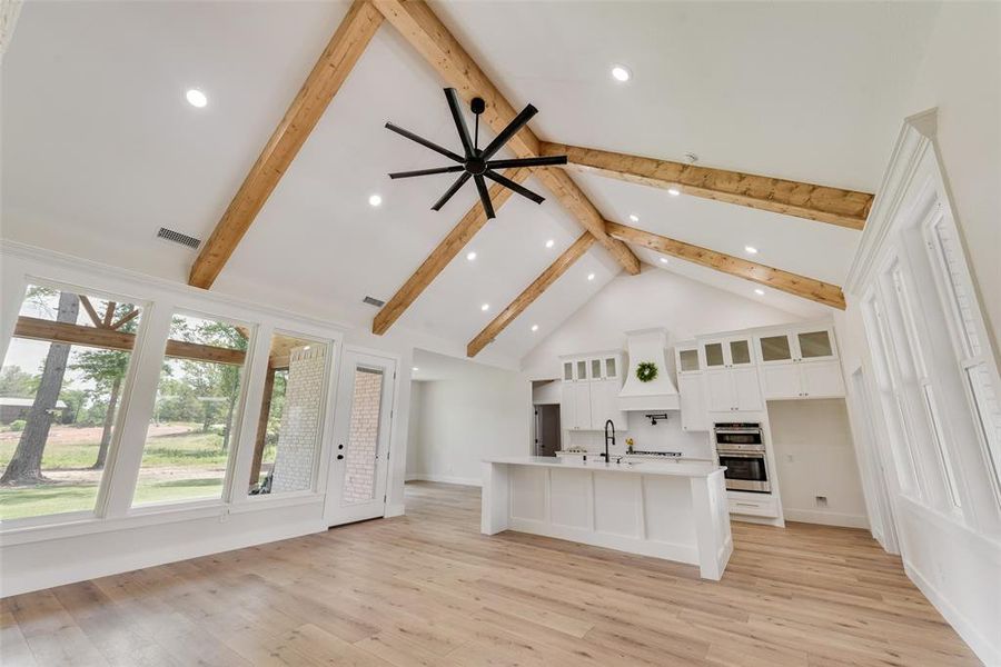 Spacious, unfurnished interior of a new home in , Lindale (Image 18).