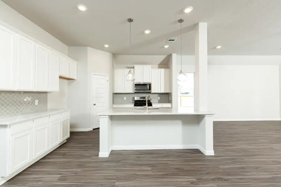 Photos are a representation of the floor plan. Options and interior selections will vary. Photos are a representation of the floor plan. Options and interior selections will vary.