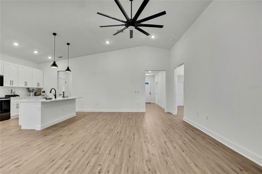 Spacious, unfurnished interior of a new home in , Brooksville (Image 38).