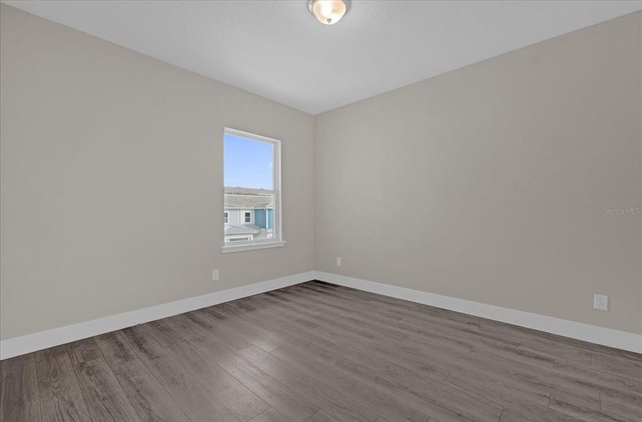 Spacious, unfurnished interior of a new home in , Kissimmee (Image 12).