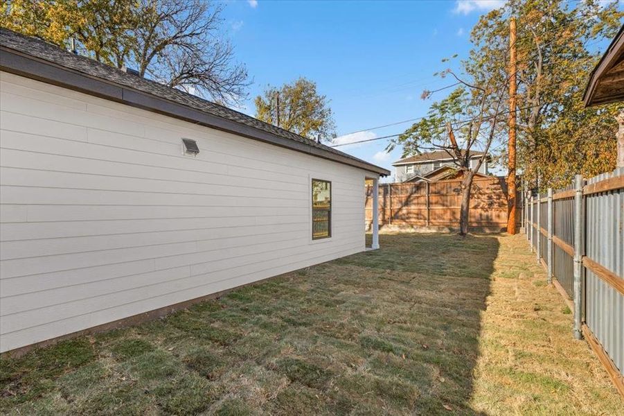 Exterior details and patio area of a home in , Fort Worth (Image 25). Exterior details and patio area of a home in , Fort Worth (Image 25).