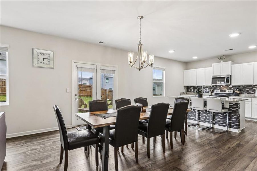 Furnished interior view inside a new home in , Dallas (Image 14).