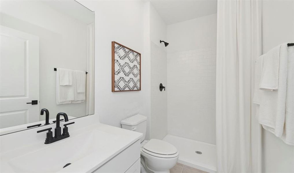 Furnished interior view inside a new home in Caldwell Lakes, Dallas (Image 18).