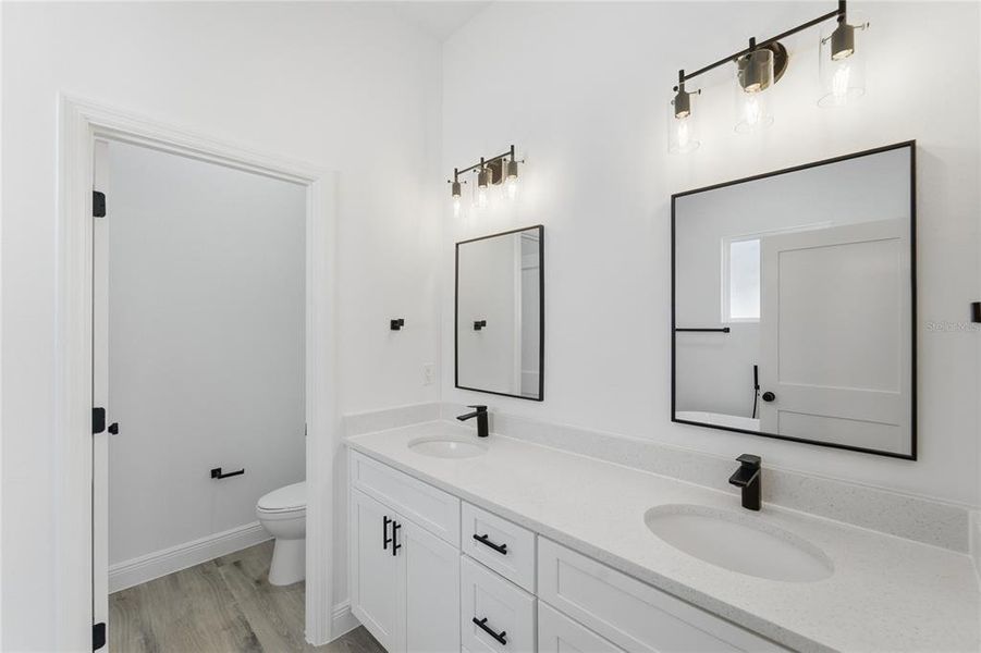 Furnished interior view inside a new home in , Ocala (Image 7).