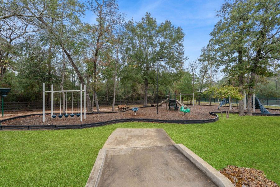 Community amenities in , Montgomery (Image 43).