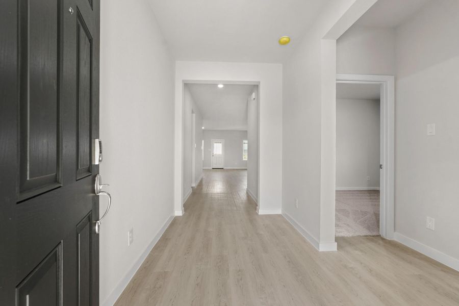 Spacious, unfurnished interior of a new home in Lexington Heights, Willis (Image 14). Spacious, unfurnished interior of a new home in Lexington Heights, Willis (Image 14).
