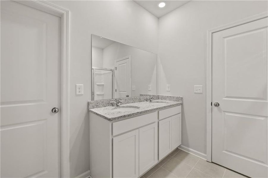Furnished interior view inside a new home in Avery Ridge, Gainesville (Image 6).