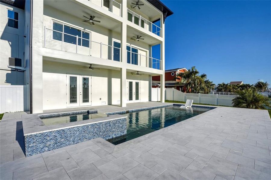 Exterior details and patio area of a home in , Madeira Beach (Image 30).