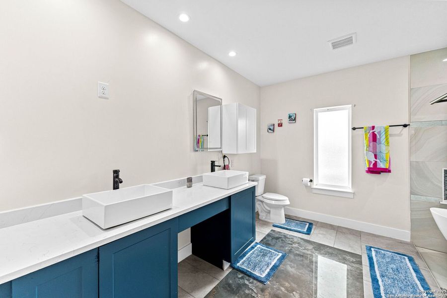 Furnished interior view inside a new home in , Kyle (Image 10). Furnished interior view inside a new home in , Kyle (Image 10).