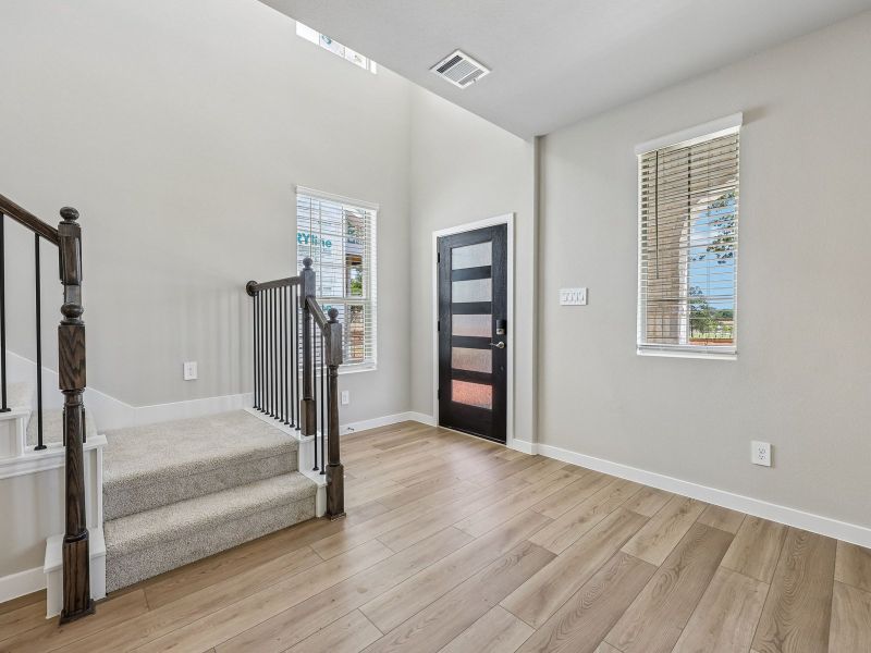 Furnished interior view inside a new home in Oak Ridge Park, Corinth (Image 5).