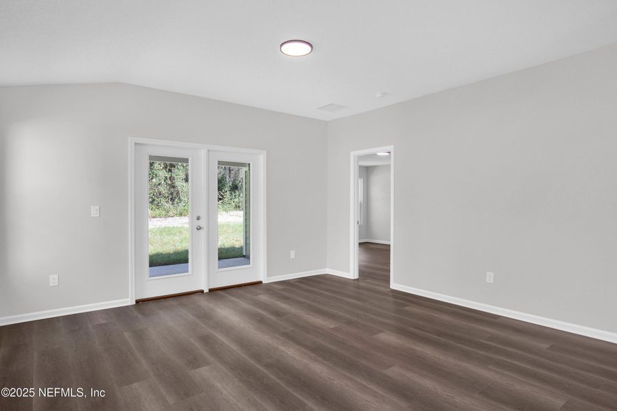 Spacious, unfurnished interior of a new home in , Palatka (Image 37). Spacious, unfurnished interior of a new home in , Palatka (Image 37).