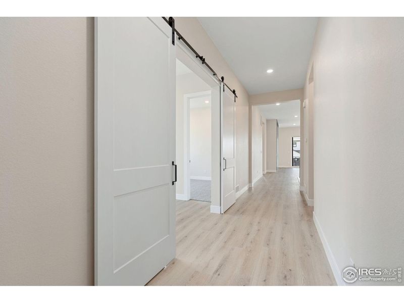 Spacious, unfurnished interior of a new home in Kitchel Lake at Serratoga Falls, Timnath (Image 16).