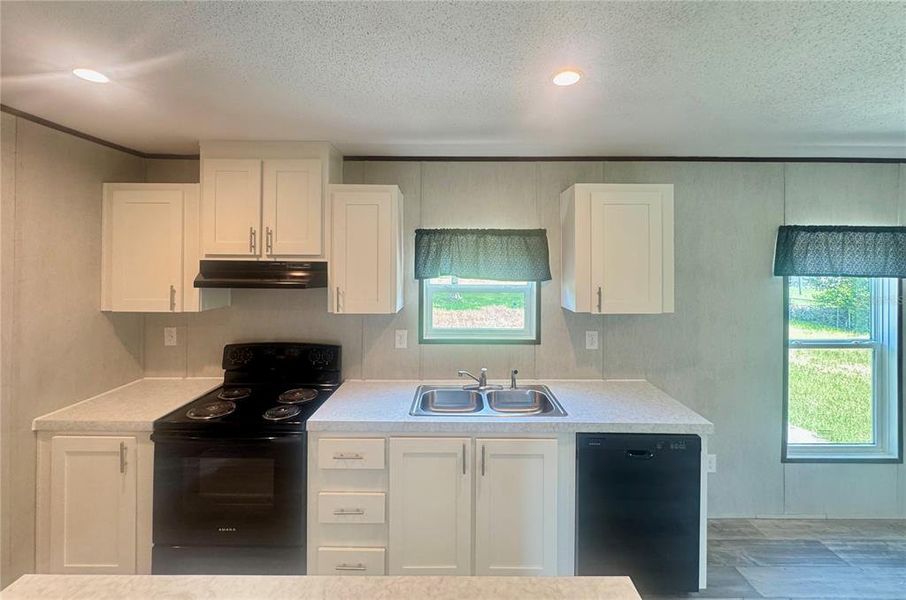 Furnished interior view inside a new home in , Lakeland (Image 6).