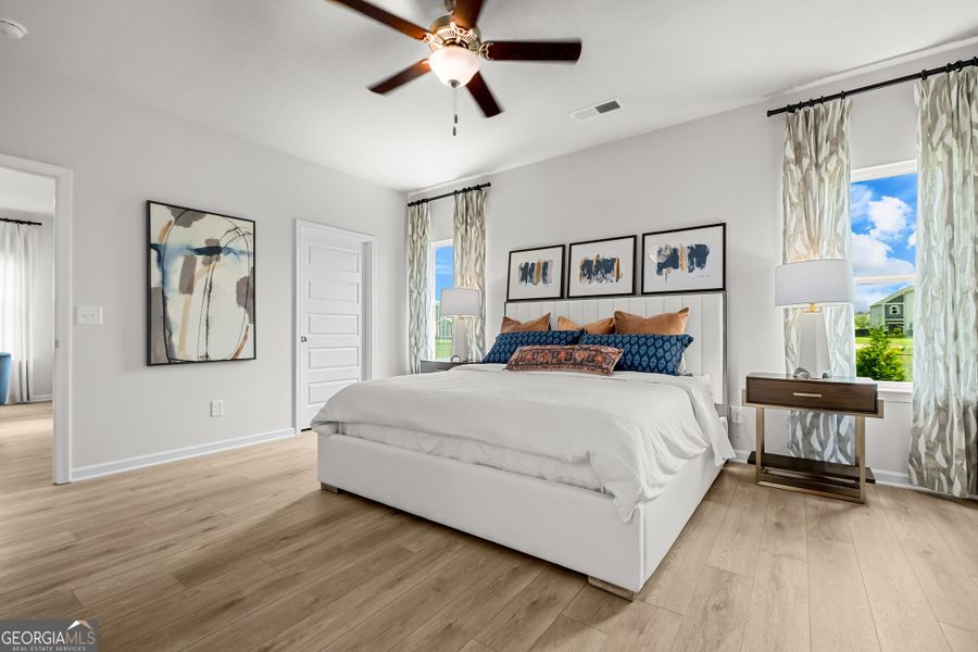 Furnished interior view inside a new home in Cobblestone Crossing Commons, Warner Robins (Image 28).