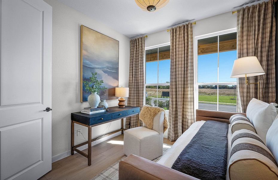 Representative furnished interior of a home built from the Sanford by Pulte Homes in Kuempel Farms, Pflugerville (Image 65).