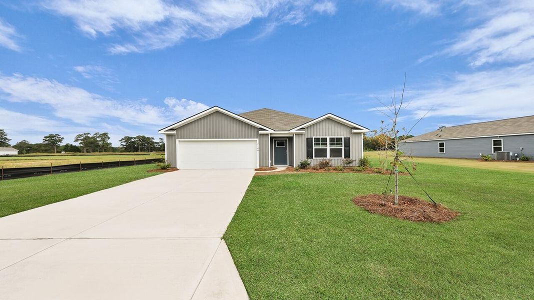 Exterior details and patio area of a home in Huggins Hill, Manning (Image 20).