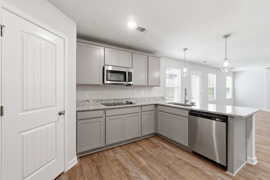 New Home in Hogansville, GA.  - Slide 4