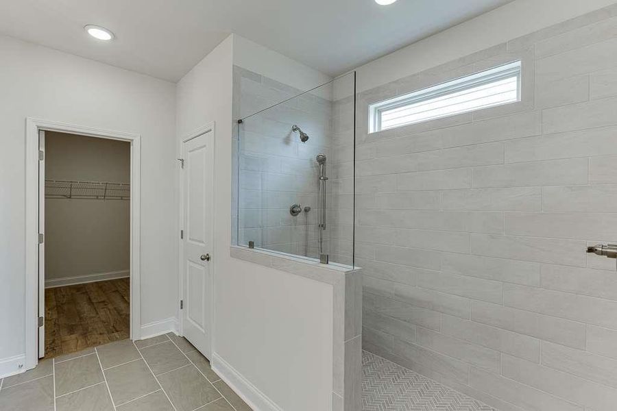 Image 47 of a home in .