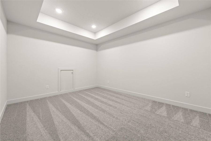 Representative image. Features, selections and colors may vary.