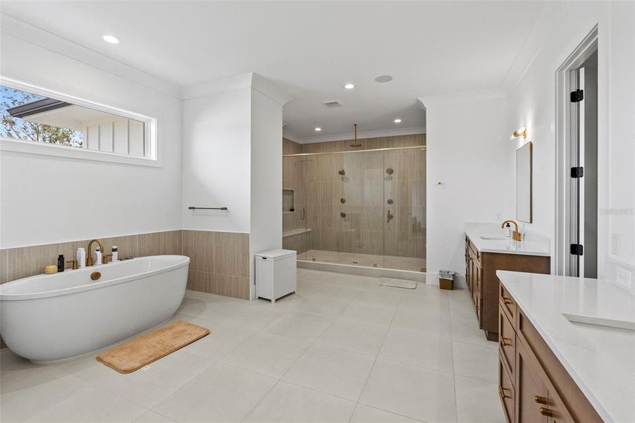 Furnished interior view inside a new home in , Tampa (Image 52).