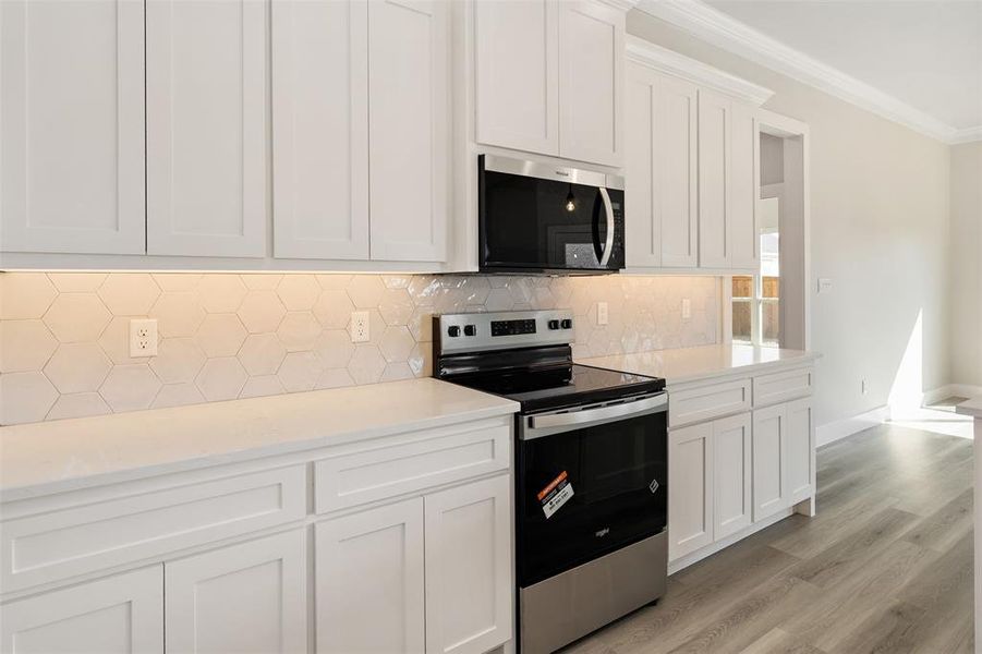 Furnished interior view inside a new home in , Mabank (Image 11).