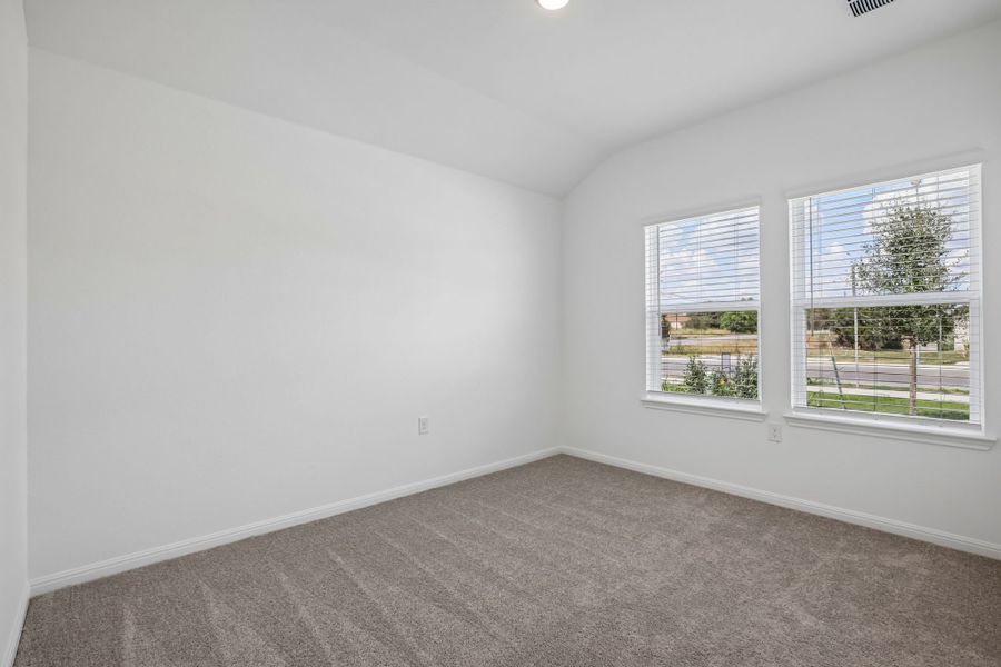 Spacious, unfurnished interior of a new home in Lisso, Pflugerville (Image 30).