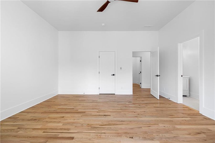 Spacious, unfurnished interior of a new home in , Atlanta (Image 74).