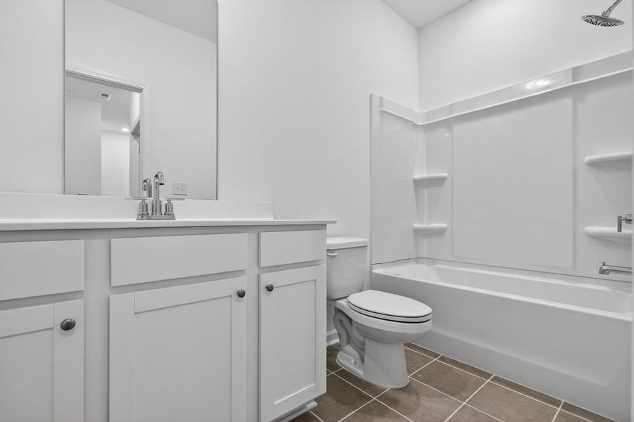 Furnished interior view inside a new home in Alder Creek, Cumming (Image 8).