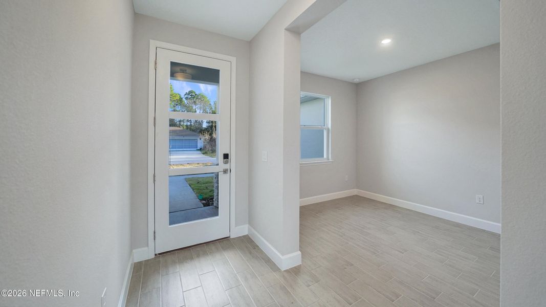 Spacious, unfurnished interior of a new home in , Palm Coast (Image 22).