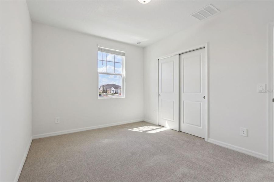 Spacious, unfurnished interior of a new home in Crosswinds - Signature Series, Haines City (Image 19).